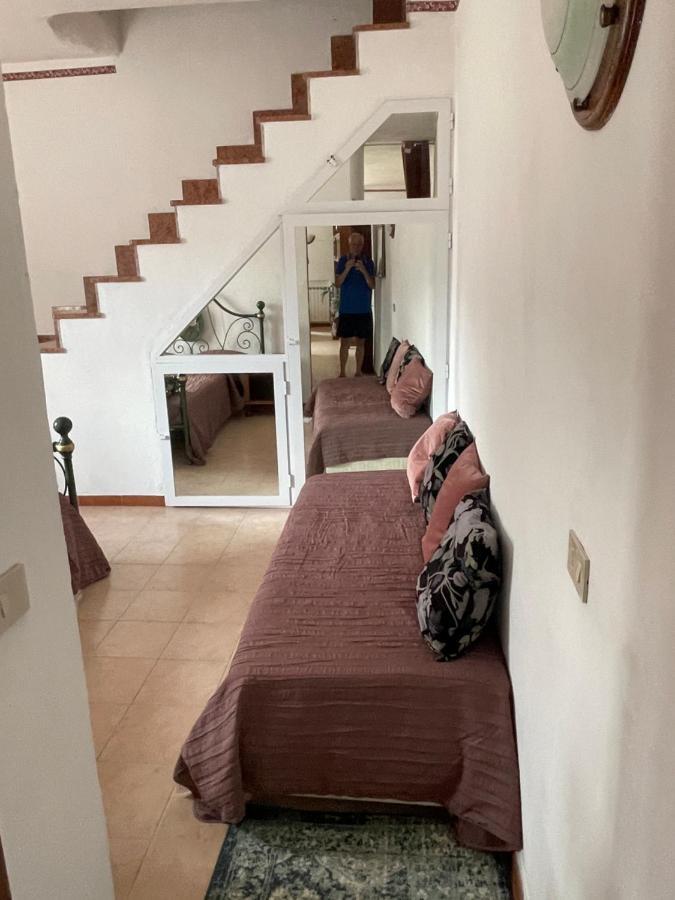 Casa Vacanza Paola Aurigo Exterior foto